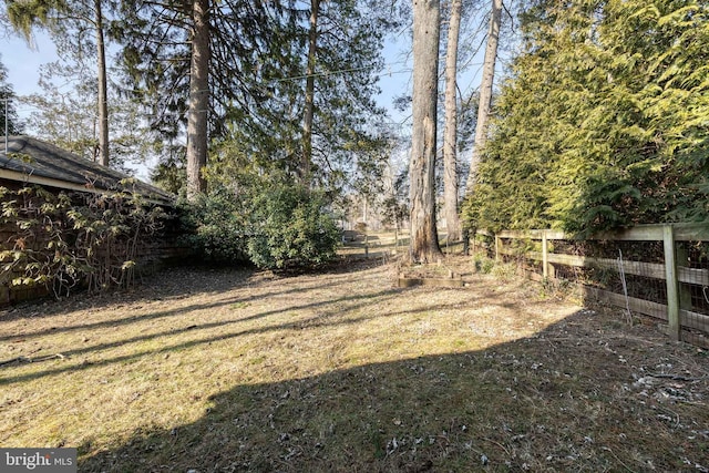 view of yard with fence