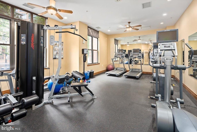 gym with a ceiling fan, recessed lighting, visible vents, and baseboards