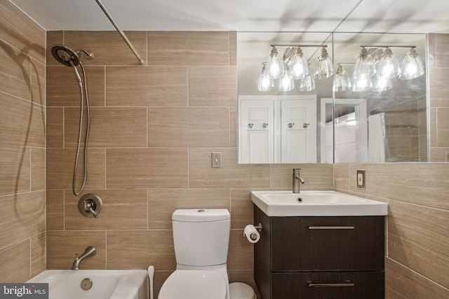 full bath featuring tasteful backsplash, toilet, shower / tub combo with curtain, vanity, and tile walls