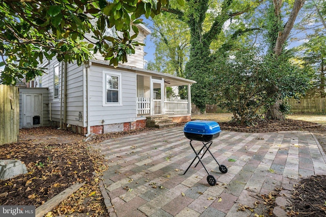 view of patio / terrace featuring covered porch and grilling area