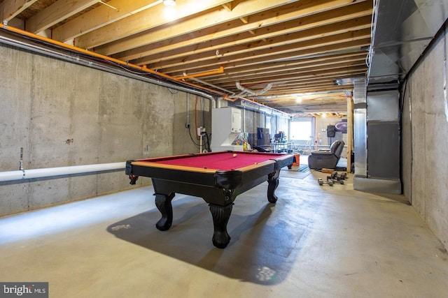 playroom featuring concrete floors and pool table