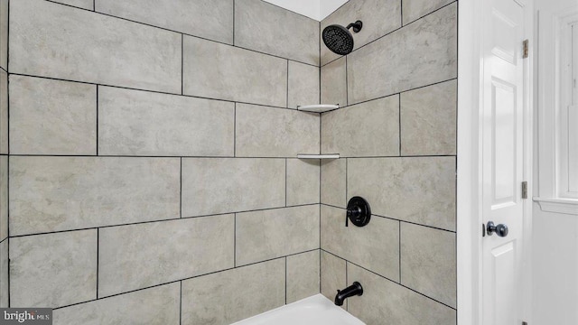 details with shower / bath combination