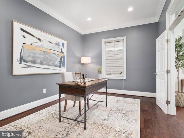 home office featuring crown molding, baseboards, recessed lighting, and wood-type flooring