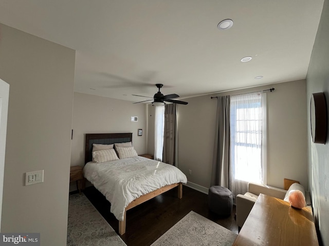 bedroom featuring ceiling fan, baseboards, and recessed lighting