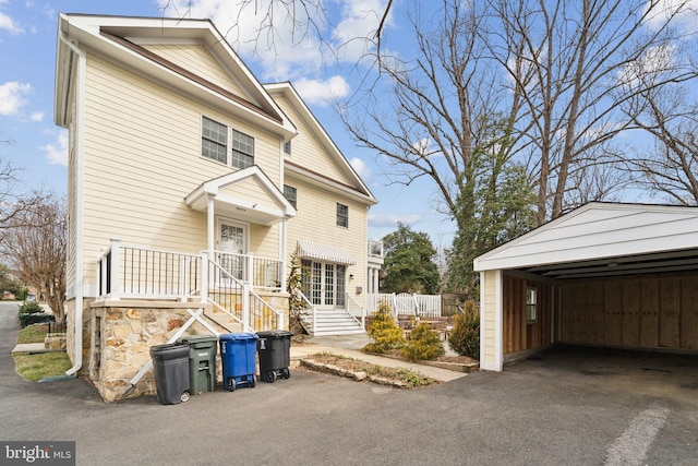 view of front of house