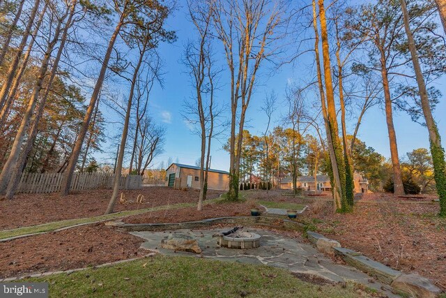 view of yard featuring fence