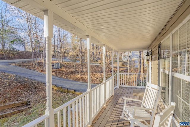 balcony with a porch