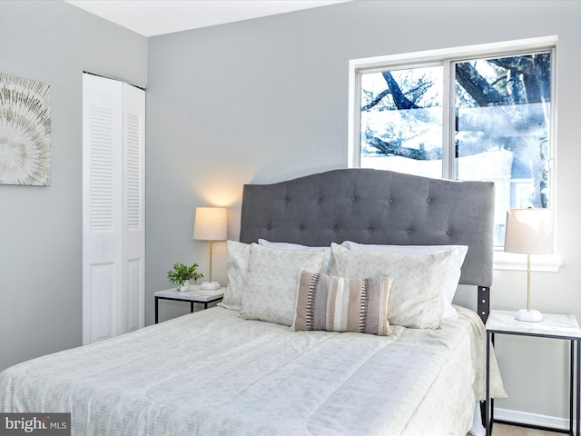 bedroom featuring a closet