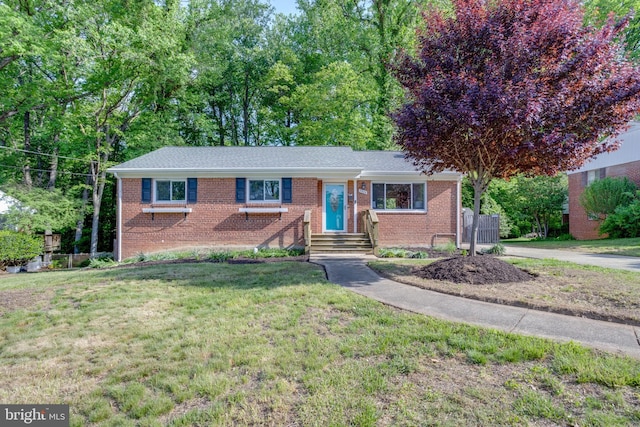 7424 Nancemond St, Springfield, VA 22150 - single story home featuring brick siding and a front yard