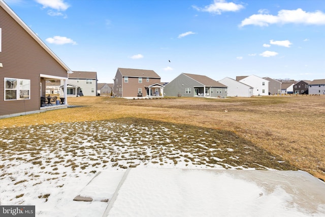 view of yard with a residential view