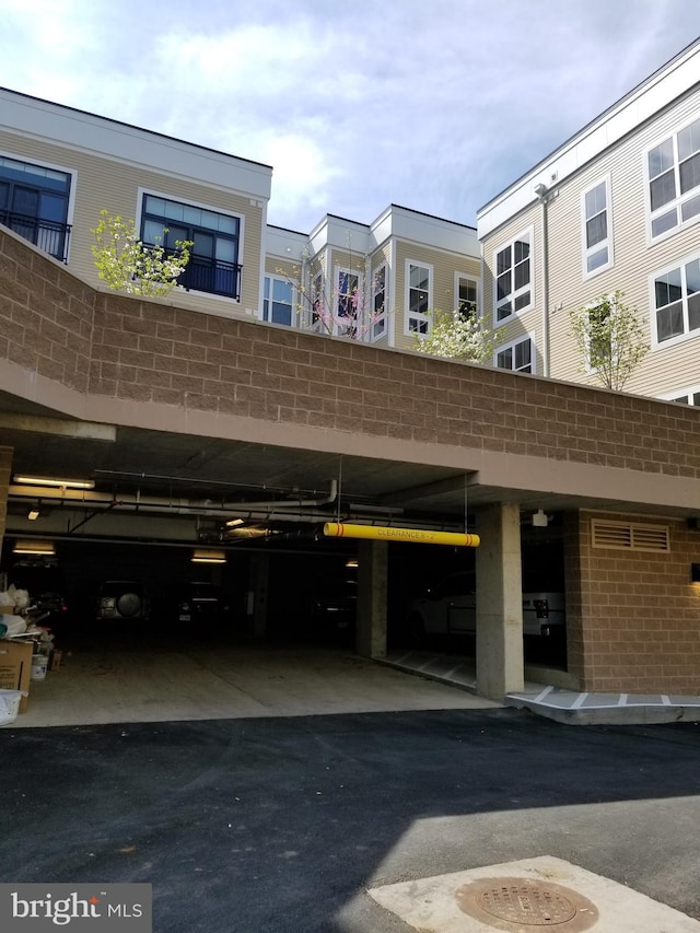989 S Buchanan St Unit 320, Arlington, VA 22204 - exterior space