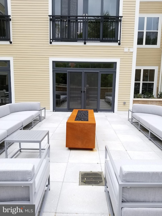 989 S Buchanan St Unit 320, Arlington, VA 22204 - view of patio / terrace with an outdoor hangout area