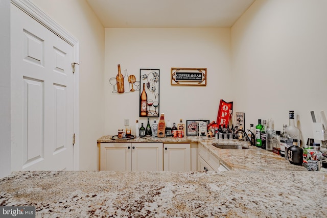 2 Wilderness Dr, Medford, NJ 08055 - bar featuring bar and a sink
