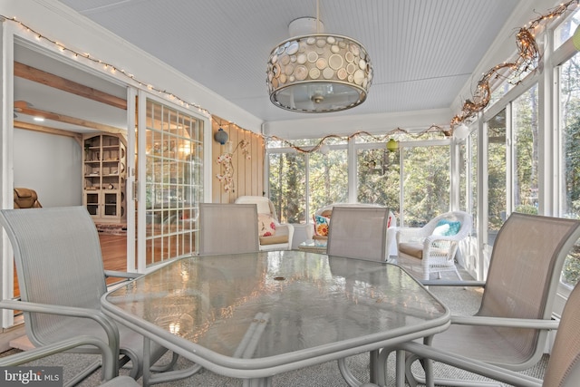 view of sunroom / solarium