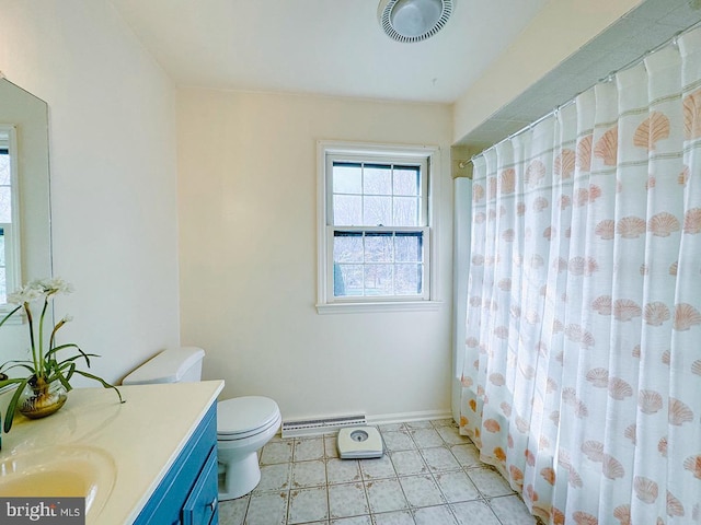 full bathroom with visible vents, toilet, baseboard heating, vanity, and baseboards