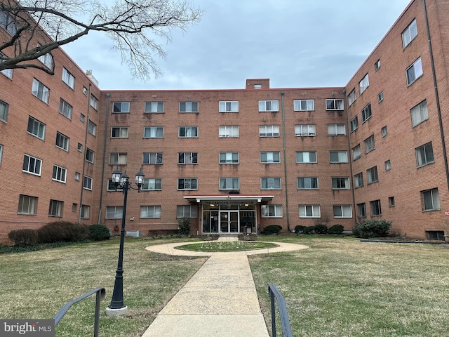 view of building exterior