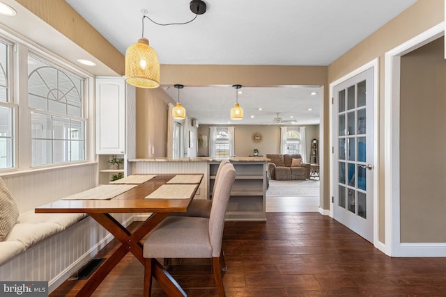 dining room with recessed lighting, dark wood-type flooring, visible vents, baseboards, and breakfast area