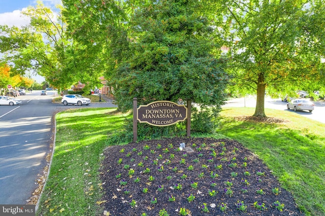8610 Liberty Trl Unit 102, Manassas, VA 20110 - community / neighborhood sign with a yard