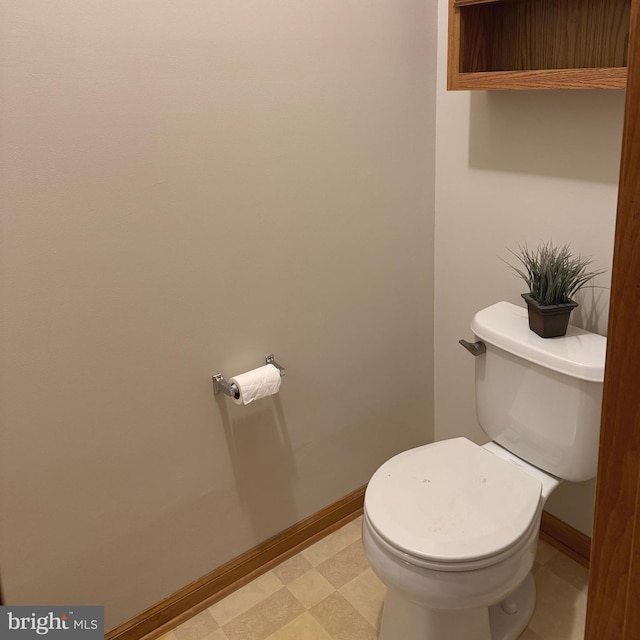200 Stewards Ct, Bear, DE 19701 - bathroom with baseboards, toilet, and tile patterned floors