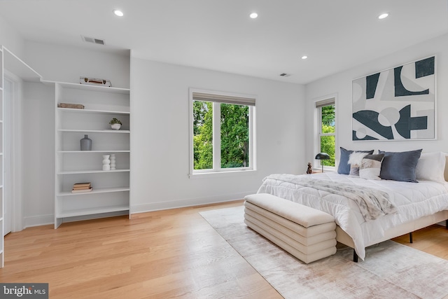 5914 Woodley Rd, Mclean, VA 22101 - bedroom featuring recessed lighting, light wood finished floors, and baseboards