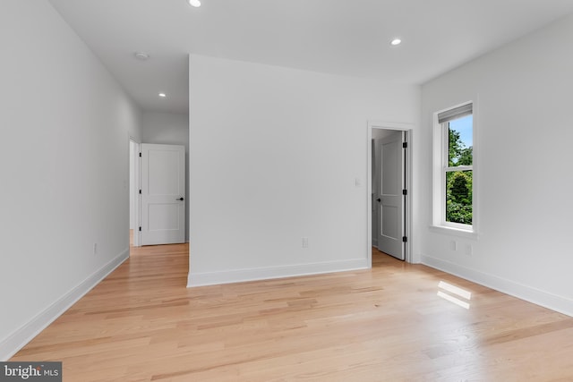 5914 Woodley Rd, Mclean, VA 22101 - empty room with recessed lighting, light wood-type flooring, baseboards, and a smoke detector