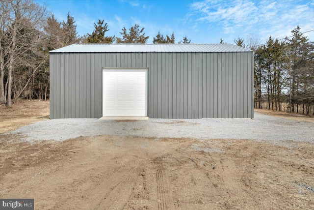 view of detached garage