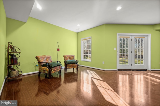 sitting room featuring recessed lighting, baseboards, and wood finished floors