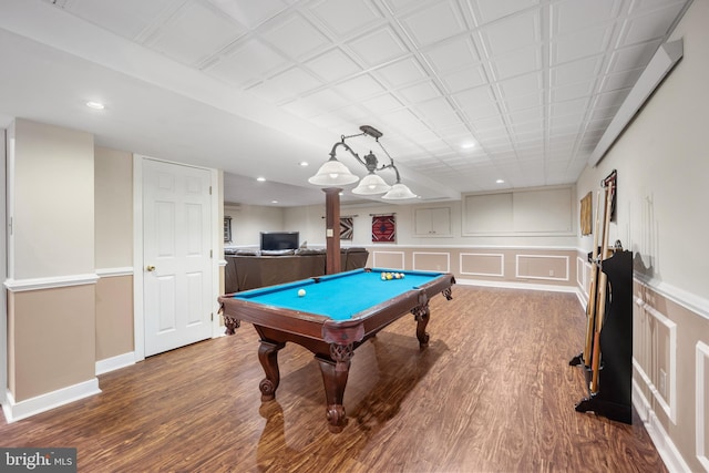 rec room featuring billiards, a decorative wall, wood finished floors, and recessed lighting