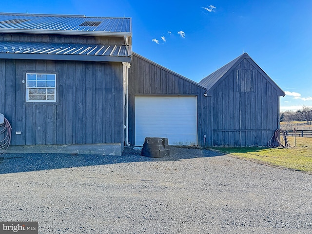 detached garage with driveway