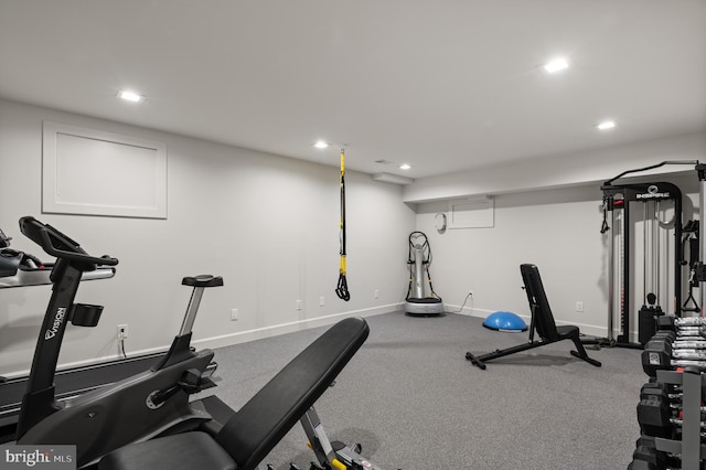 workout area with recessed lighting and baseboards