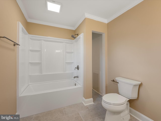 bathroom with toilet, shower / tub combination, baseboards, and crown molding