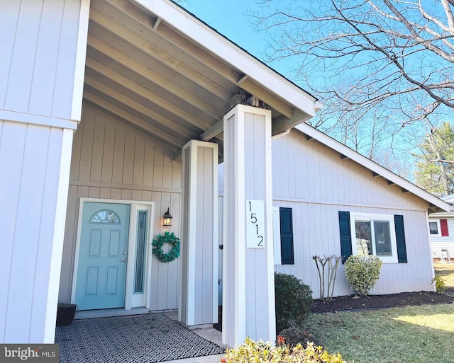 view of entrance to property