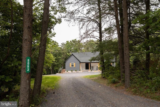 view of front of home featuring driveway