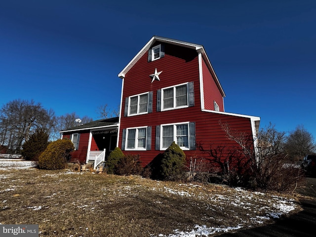 view of traditional-style home