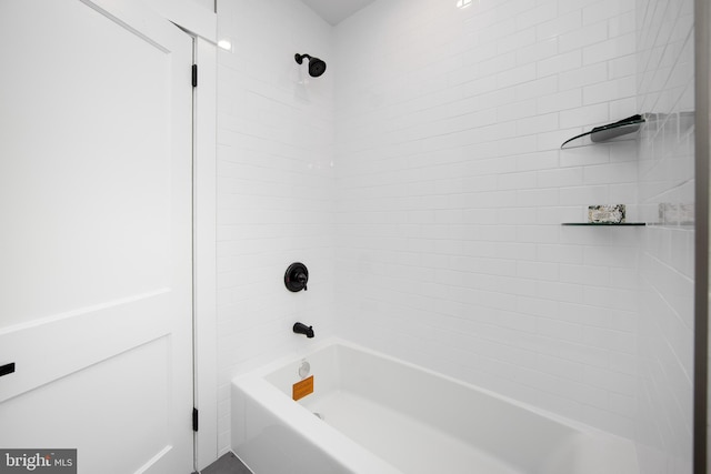 bathroom featuring shower / bathing tub combination