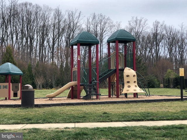 community play area featuring a yard