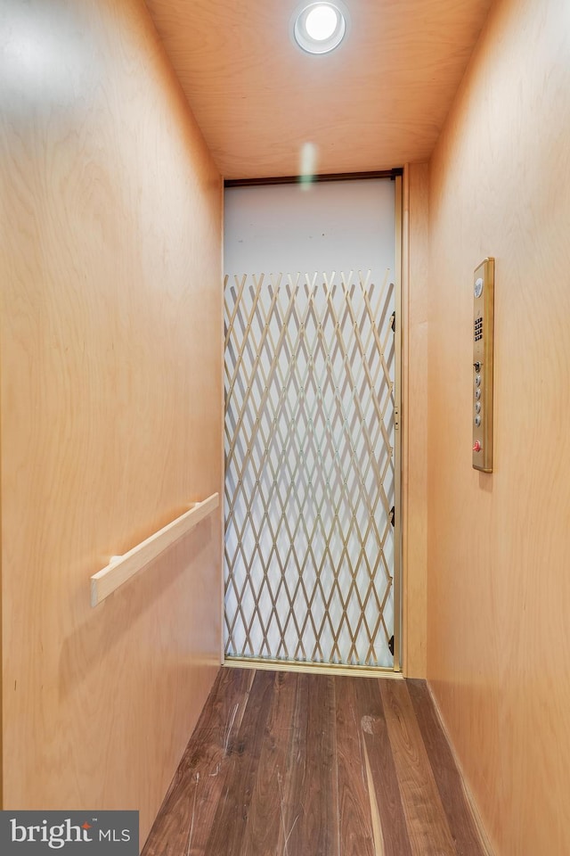 22577 Creighton Farms Dr, Leesburg, VA 20175 - interior details with wood finished floors