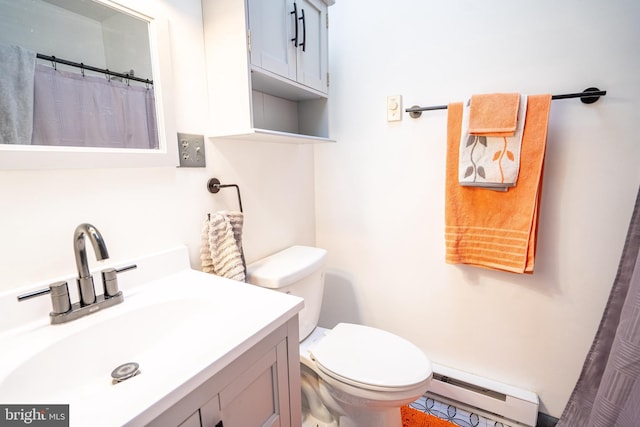 bathroom with toilet, a shower with curtain, a baseboard radiator, and vanity