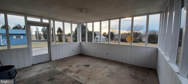 view of unfurnished sunroom