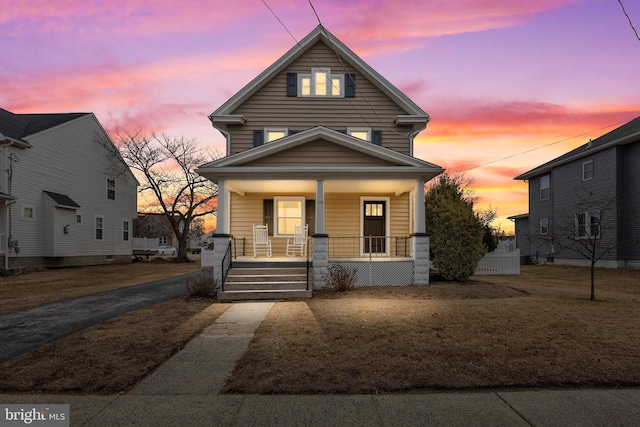 view of front of house featuring covered porch