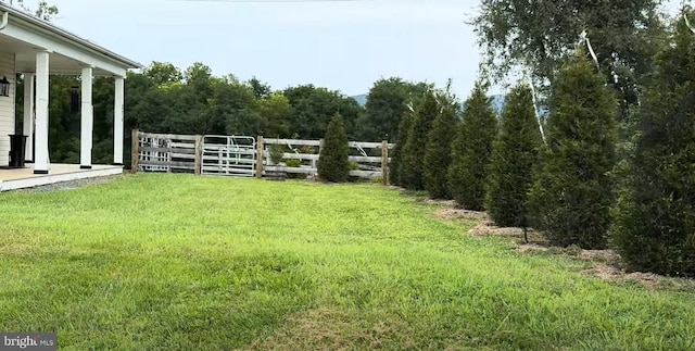 374 Finley Rd, Raphine, VA 24472 - view of yard with fence