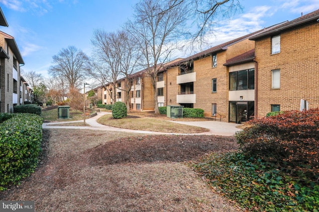 surrounding community featuring a residential view