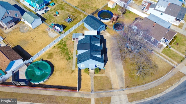 birds eye view of property featuring a residential view