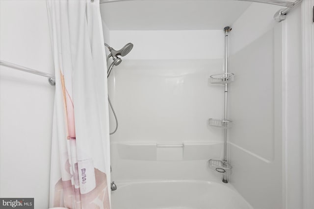 7349 Eldorado Ct, Mclean, VA 22102 - full bathroom with shower / bath combo with shower curtain