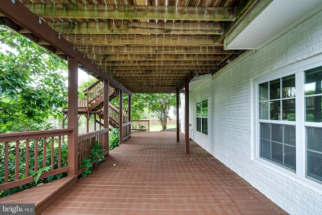 16309 Sandy Ridge Ct, Woodbridge, VA 22191 - deck featuring stairs