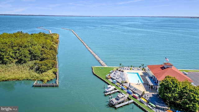 bird's eye view featuring a water view