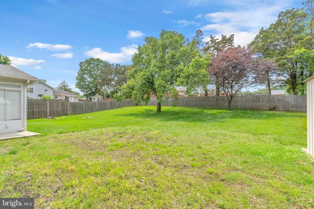 603 N York Rd, Sterling, VA 20164 - view of yard