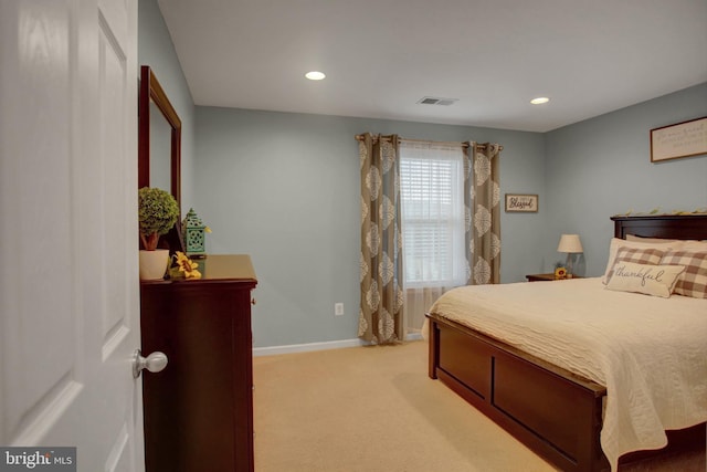 bedroom with light carpet, baseboards, visible vents, and recessed lighting