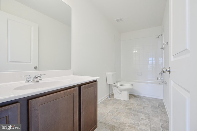 full bathroom featuring toilet, baseboards, shower / bathing tub combination, and vanity