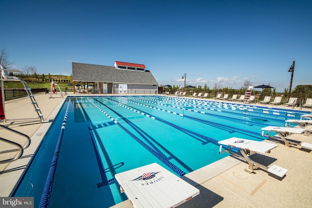 pool with fence